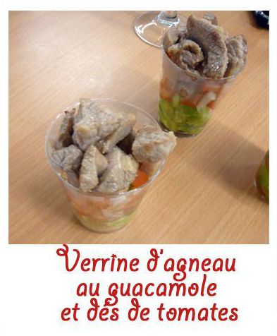 Verrine d’agneau au guacamole et dés de tomates