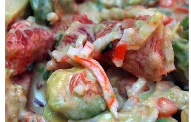 Salade rafraîchissante au crabe