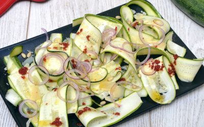 Copeaux de courgettes en salade