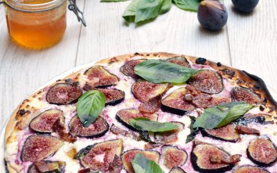 Pizza blanche aux figues et chèvre