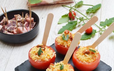Mini tomates farcies avec du riz à poêler