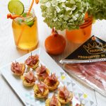 Mini-quiches aux pommes de terre, brocolis et jambon de parme