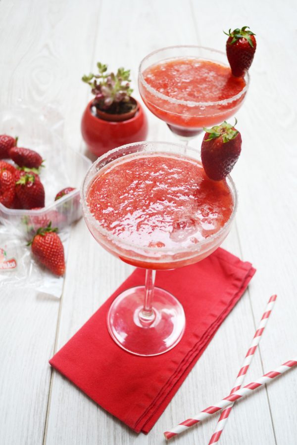 Frozen strawberry margarita