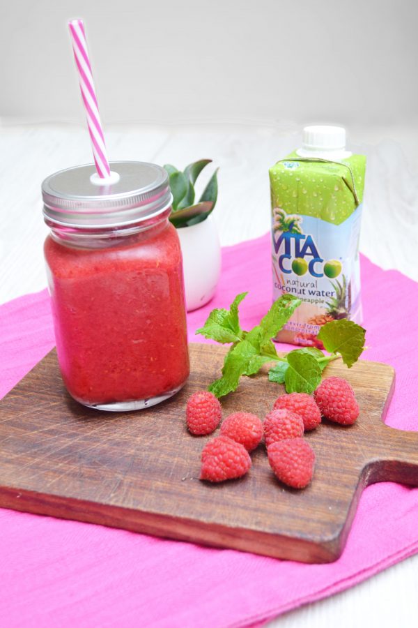 Smoothie framboises airelles eau de coco