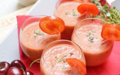 Gaspacho aux tomates et cerises au thym