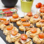 Bruschettas houmous et sardines