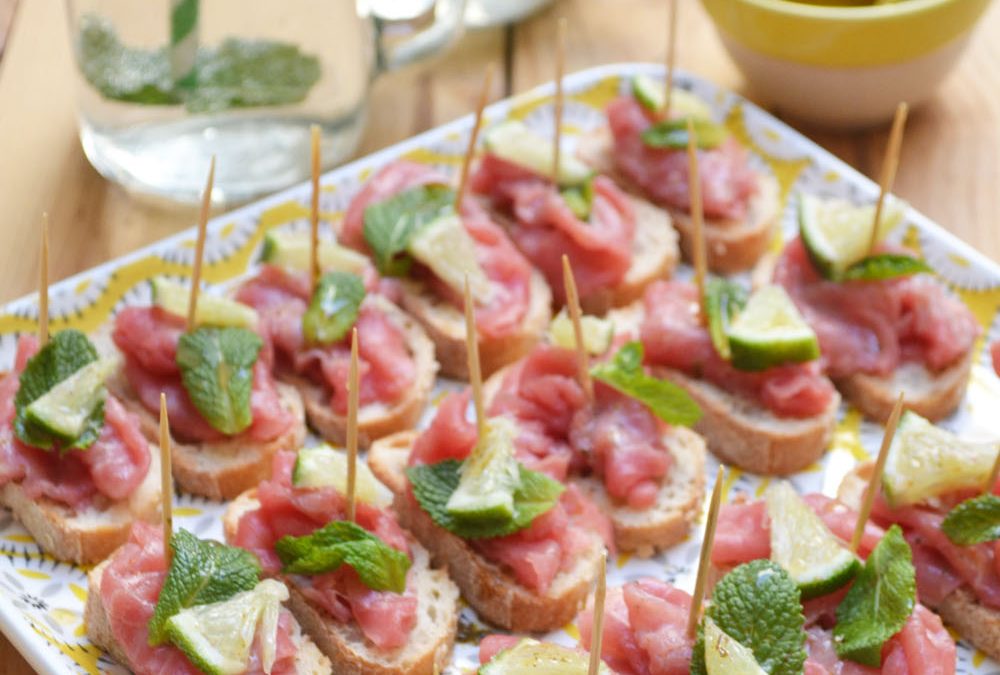 Bruschettas avec du carpaccio