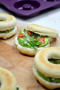 Bagels avec des moules à hoops