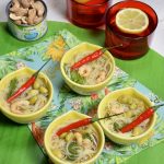 Soupe chinoise aux crevettes et édamame
